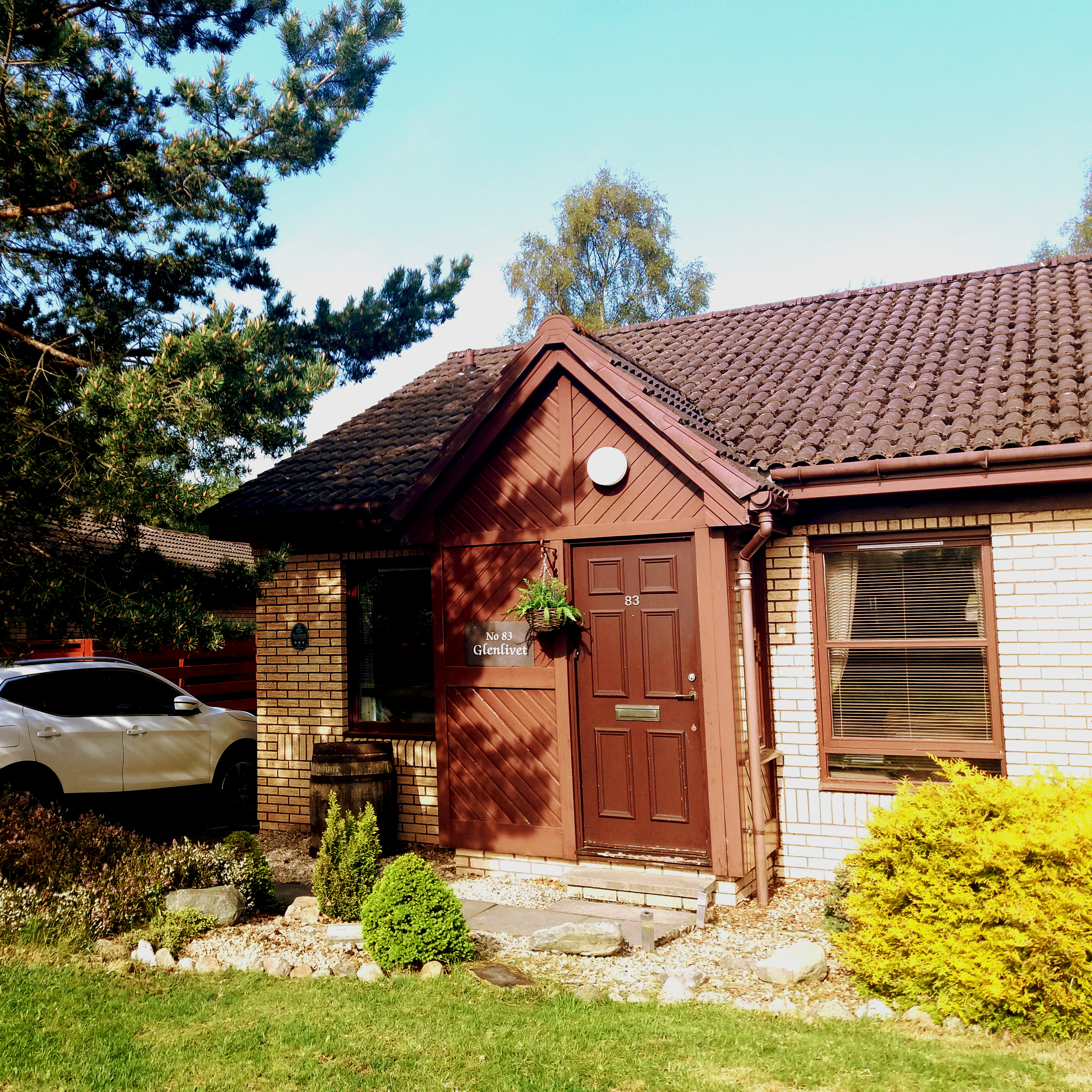 Self catering, 3 bedroom, 6 person, 10 mins to centre of Aviemore.